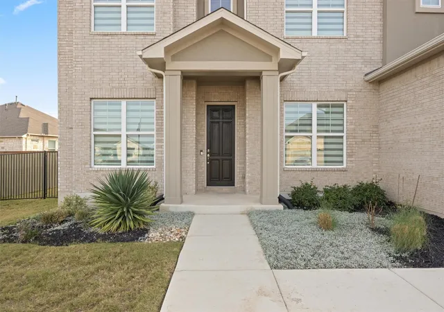 3rd image of 213 Great Lawn Bnd, Liberty Hill, TX 78642 | MLS# 6965254