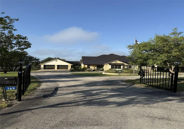 Homes for sale in Fredericksburg, TX | 169 Royal Oaks Hill, Fredericksburg, TX 78624 | MLS# 5421819