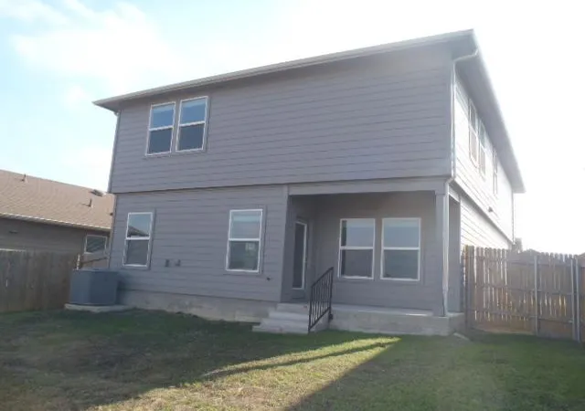 5th image of 221 Calgary Ln, San Marcos, TX 78666 | MLS# 7353744