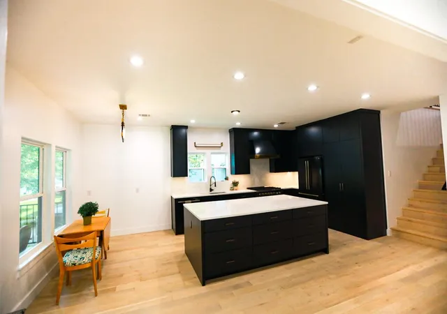 image of 4010 Avenue D Ave, Austin, TX 78751 | MLS# 1154039