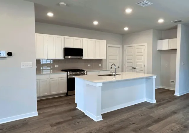 Photo 4 of Single family home for sale at 106 Hornet St, Elgin, TX 78621 | MLS# 3227738 | Listing updated on 2026-10-12