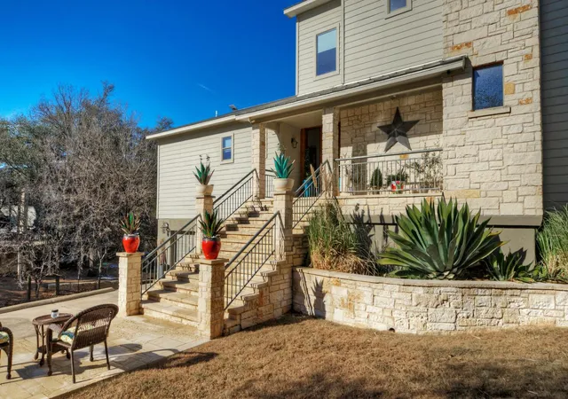 Photo 3 of Single family home for sale at 4834 Travis Oaks Dr, Marble Falls, TX 78654 | MLS# 7761025 | Listing updated on 2026-07-25