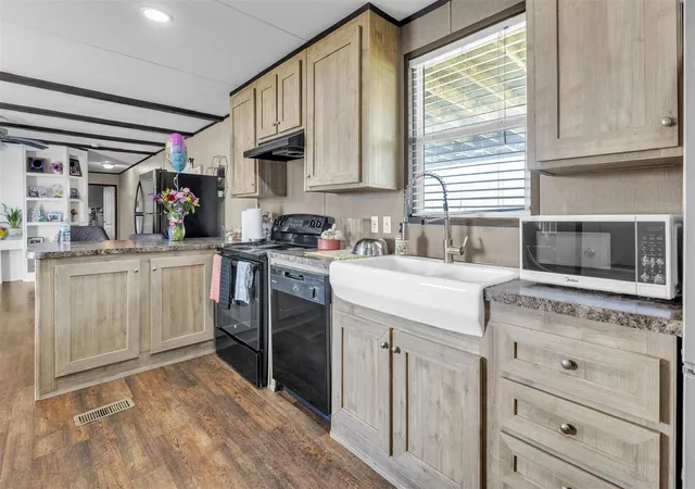 Photo 3 of Manufactured home for sale at 815 Rustler Pass, Kyle, TX 78640 | MLS# 1432155 | Listing updated on 2026-08-05