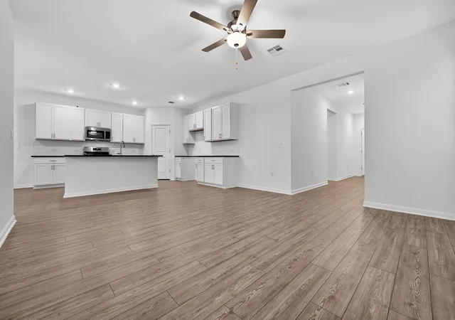 5th image of 14124 Edna Maxine Walk, Del Valle, TX 78617 | MLS# 9709302