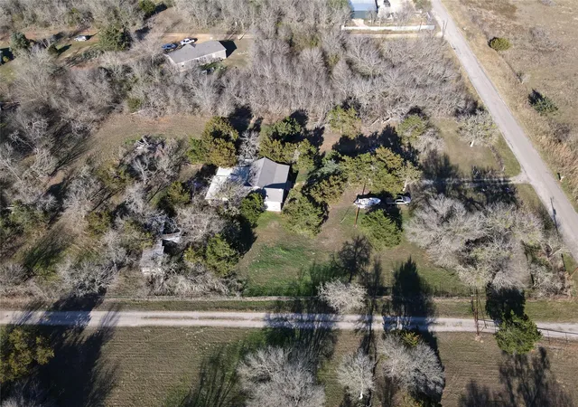 4th image of 221 Lower Elgin Rd, Elgin, TX 78621 | MLS# 1733183