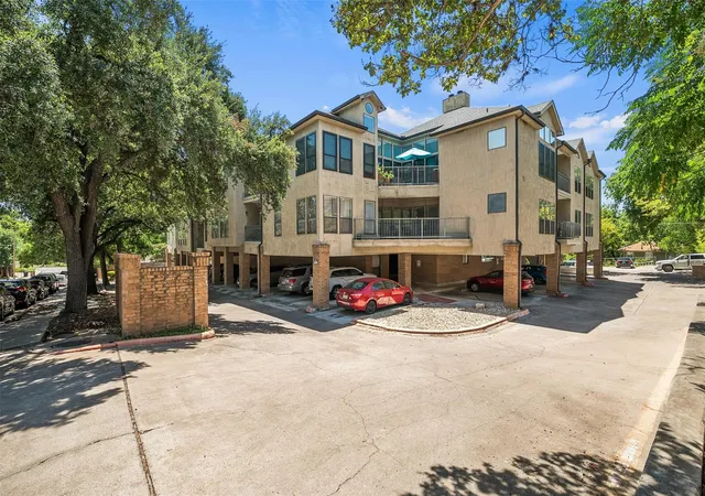 29th image of 1910 Robbins Pl #105, Austin, TX 78705 | MLS# 8263306