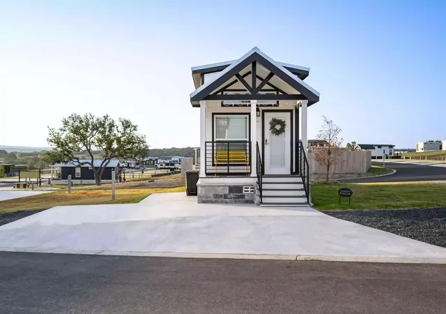 Photo 3 of Manufactured home for sale at 5386 Ranch Rd 1376 #56, Fredericksburg, TX 78624 | MLS# 5615966 | Listing updated on 2026-09-09
