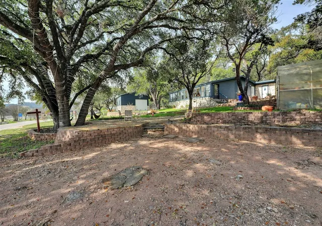 Photo 4 of Single family home for sale at 10612 Lakeside Dr, Jonestown, TX 78645 | MLS# 2802855 | Listing updated on 2026-08-06