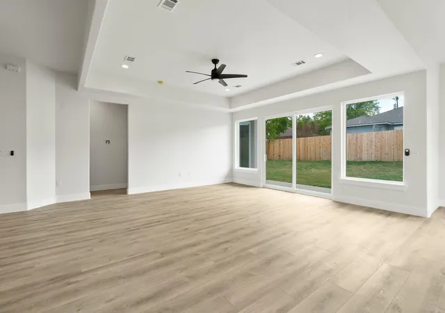5th image of 20405 Sunset Strip St, Lago Vista, TX 78645 | MLS# 8657655