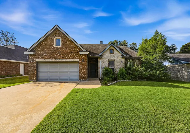 1st image of 1338 Donovan St, Gonzales, TX 78629 | MLS# 2834609