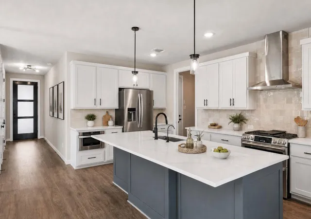 Photo 4 of Single family home for sale at 504 Palatino Bnd, Liberty Hill, TX 78642 | MLS# 7617248 | Listing updated on 2026-10-07