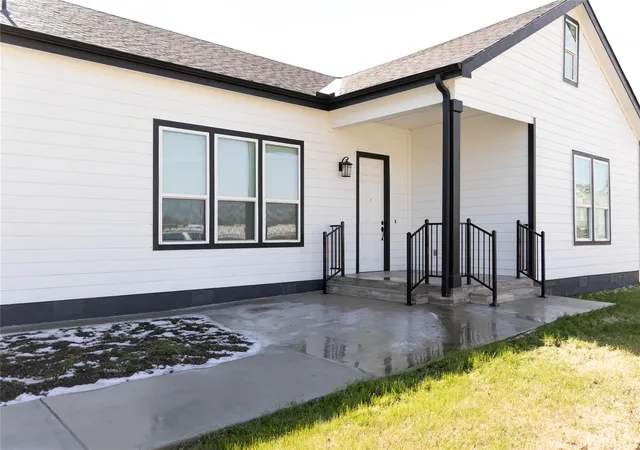 4th image of 300 E Front St, Thorndale, TX 76577 | MLS# 7957878