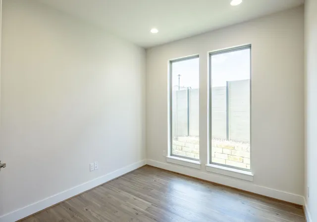 Photo 3 of Single family home for sale at 420 River Overlook Rd, Georgetown, TX 78628 | MLS# 3297101 | Listing updated on 2026-10-28