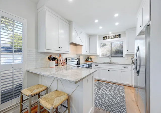 5th image of 213 Overlook Ct, Wimberley, TX 78676 | MLS# 7922295