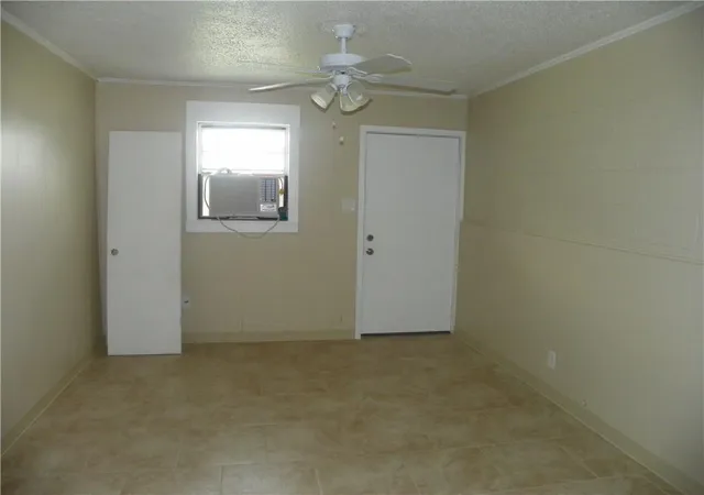 4th image of 2608 And 2610 Rogers Ave, Austin, TX 78722 | MLS# 5778363