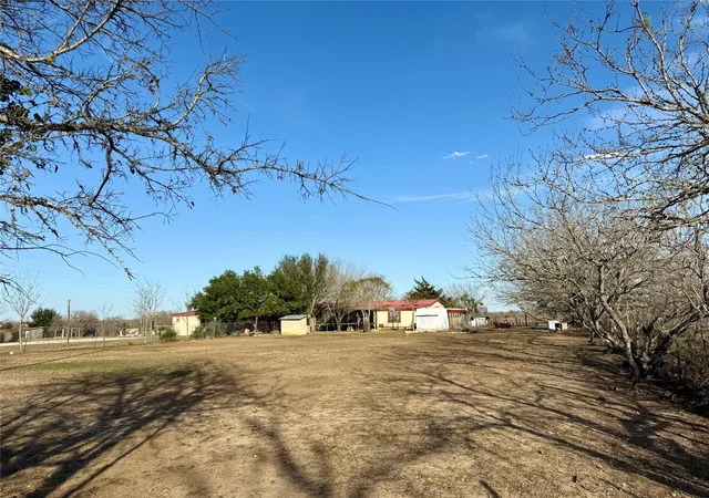 3rd image of 685 Fox Ln, Lockhart, TX 78644 | MLS# 4067184