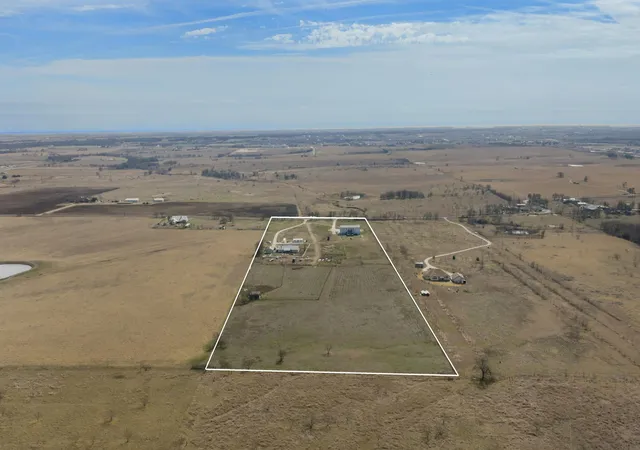 40th image of 735 County Road 304, Jarrell, TX 76537 | MLS# 3440444