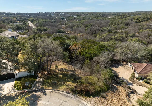 8th image of 104 Birnam Wood Ct, Austin, TX 78746 | MLS# 9818142