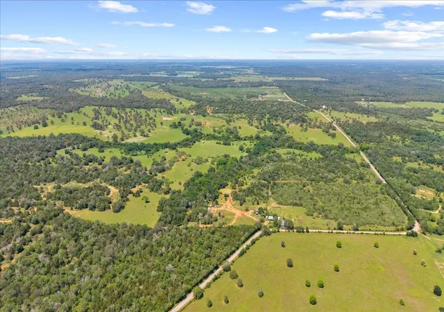 3rd image of 1648 Jeddo Rd, Rosanky, TX 78953 | MLS# 7701001