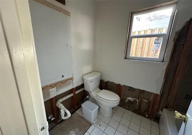 5th image of 2025 Castle Gate Cir, San Marcos, TX 78666 | MLS# 1266865