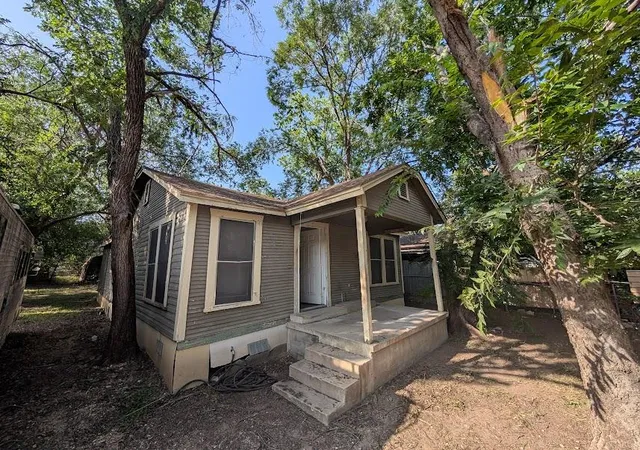 4th image of 3208 E 16Th St, Austin, TX 78721 | MLS# 2299016