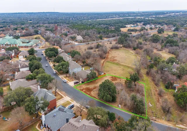 Photo 2 of Land for sale at 5609 Kayview Dr, Austin, TX 78749 | MLS# 6178657 | Listing updated on 2026-07-01