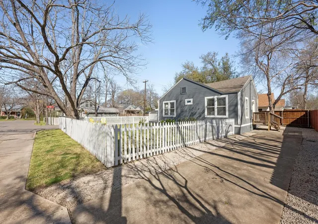 Photo 22 of Single family home for sale at 1407 S Myrtle St, Georgetown, TX 78626 | MLS# 8902838 | Listing updated on 2026-07-18