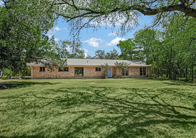 2nd image of 5645 Oak Blvd, Austin, TX 78735 | MLS# 1527464