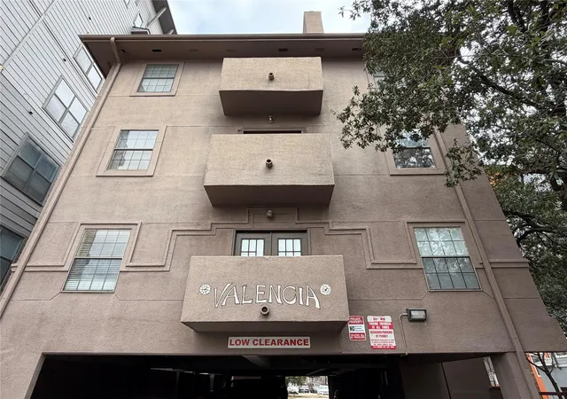 Photo 1 of Condo for sale at 2509 Pearl St #7, Austin, TX 78705 | MLS# 7626862 | Listing updated on 2026-10-08