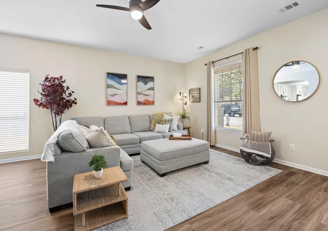 4th image of 2200 Amur Dr, Austin, TX 78745 | MLS# 2735947