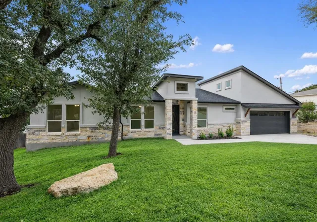 2nd image of 20302 Boggy Ford Rd, Lago Vista, TX 78645 | MLS# 8298275