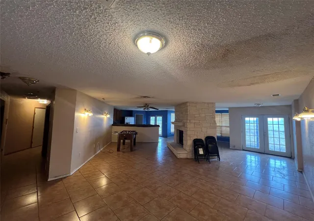 5th image of 1448 Private Road 6013, Giddings, TX 78942 | MLS# 5963747