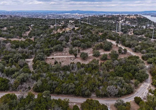 Photo 4 of Land for sale at Tbd Mountain Dew Rd, Horseshoe Bay, TX 78657 | MLS# 3526080 | Listing updated on 2026-09-17