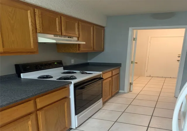4th image of 413-415 Live Oak St #A & B, Kyle, TX 78640 | MLS# 8344426