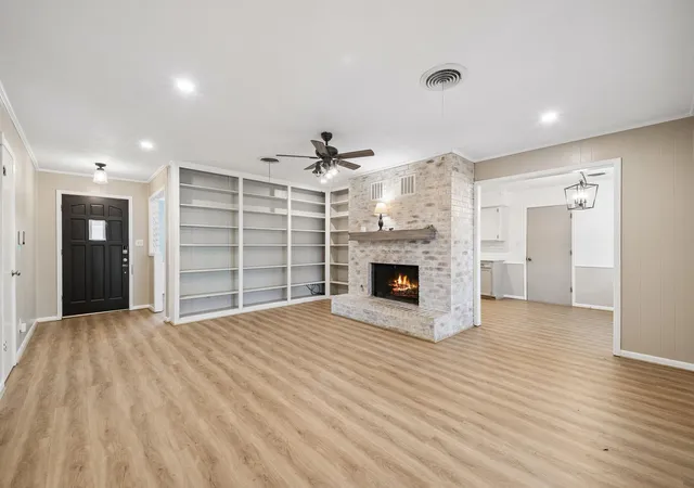 Photo 4 of Single family home for sale at 1203 Hollis Dr, Brenham, TX 77833 | MLS# 2331854 | Listing updated on 2026-09-28
