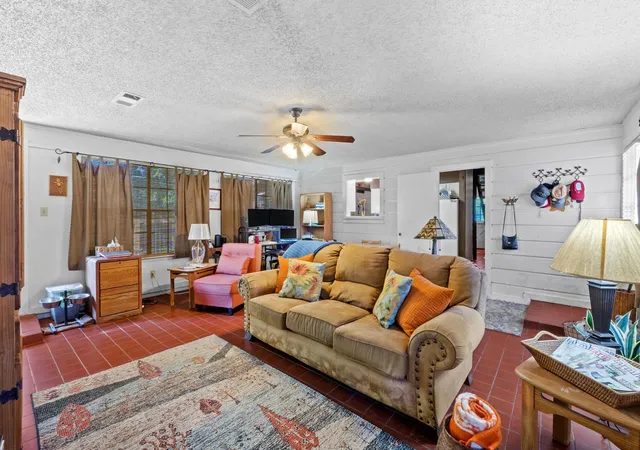 4th image of 103 S Laurelwood Dr Dr S, Austin, TX 78733 | MLS# 2013583