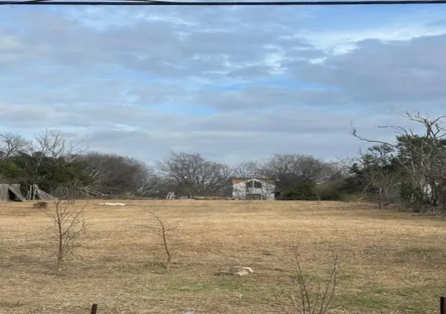 5th image of 2009 Greenwood Ave, Austin, TX 78723 | MLS# 9882009