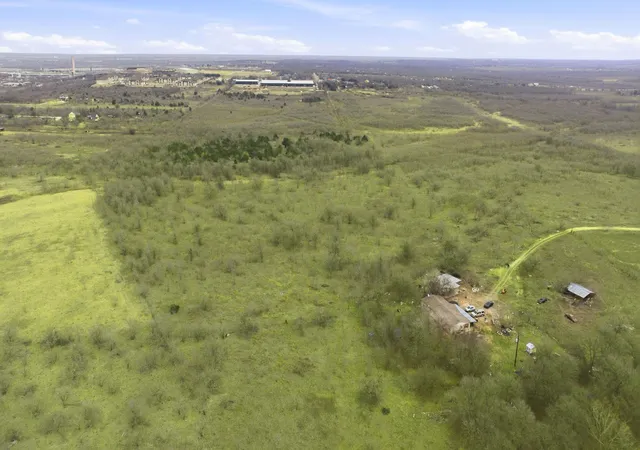 Photo 3 of House for sale at 13802 Hokanson Rd, Del Valle, TX 78617 | MLS# 3909109 | Listing updated on 2026-06-03