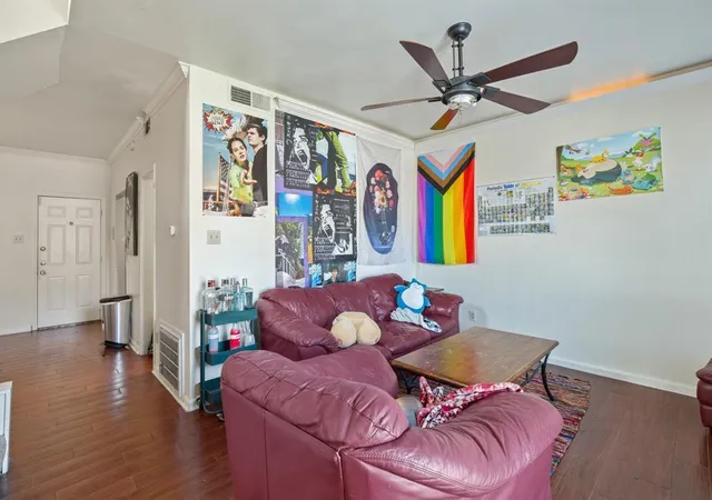 3rd image of 2529 Rio Grande St #7, Austin, TX 78705 | MLS# 3249446
