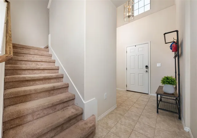 Photo 4 of Sale Pending at 10117 Crescendo Ln, Austin, TX 78747 | MLS# 5958758 | Listing updated on 2026-10-12