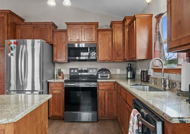 Homes for sale in Kingsland, TX | 813 Airway St, Kingsland, TX 78639 | MLS# 6757807