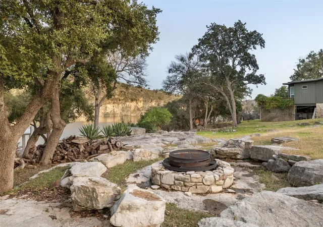 5th image of 1204 Los Escondidos St, Marble Falls, TX 78654 | MLS# 4612075