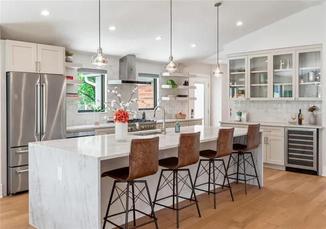 4th image of 3210 Cupid Dr, Austin, TX 78735 | MLS# 7864455