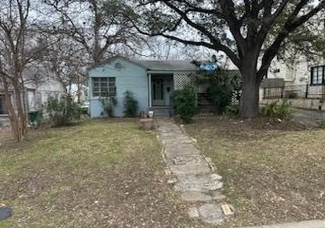 2nd image of 3311 Hollywood Ave, Austin, TX 78722 | MLS# 3814261
