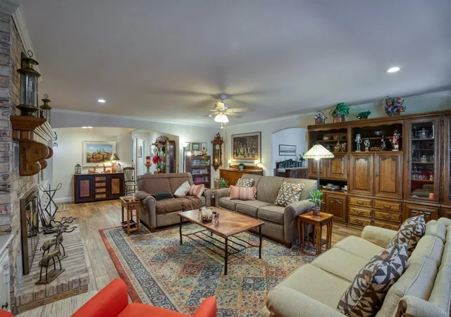 Photo 4 of Sale Pending at 213 Lakeview, Llano, TX 78643 | MLS# 2003146 | Listing updated on 2026-10-17