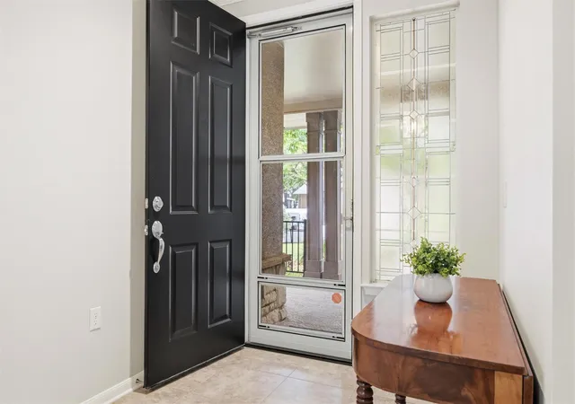 Photo 3 of Sale Pending at 118 Bluebell Dr, Georgetown, TX 78633 | MLS# 3486950 | Listing updated on 2026-09-15