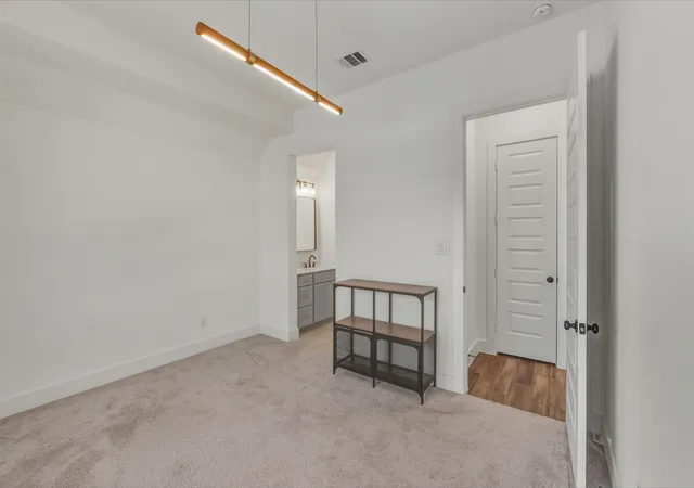Photo 4 of Single family home for sale at 283 Painted Crk Way, Kyle, TX 78640 | MLS# 4749015 | Listing updated on 2026-08-27