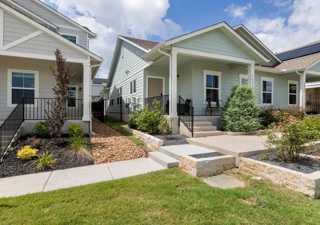 2nd image of 16702 Sonoma Breeze Dr, Manor, TX 78653 | MLS# 5423491
