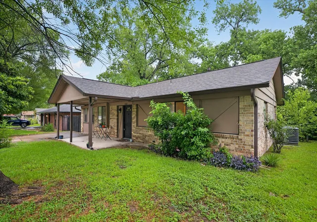 2nd image of 6001 Leisure Run Rd, Austin, TX 78745 | MLS# 9832049