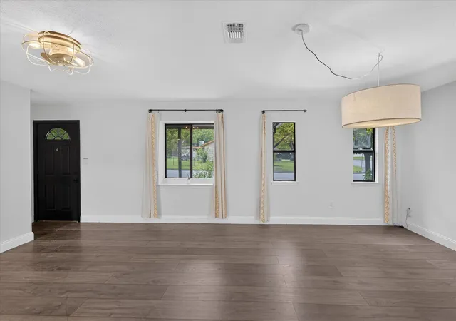 Photo 3 of Single family home for sale at 6001 Leisure Run Rd, Austin, TX 78745 | MLS# 9832049 | Listing updated on 2026-09-04